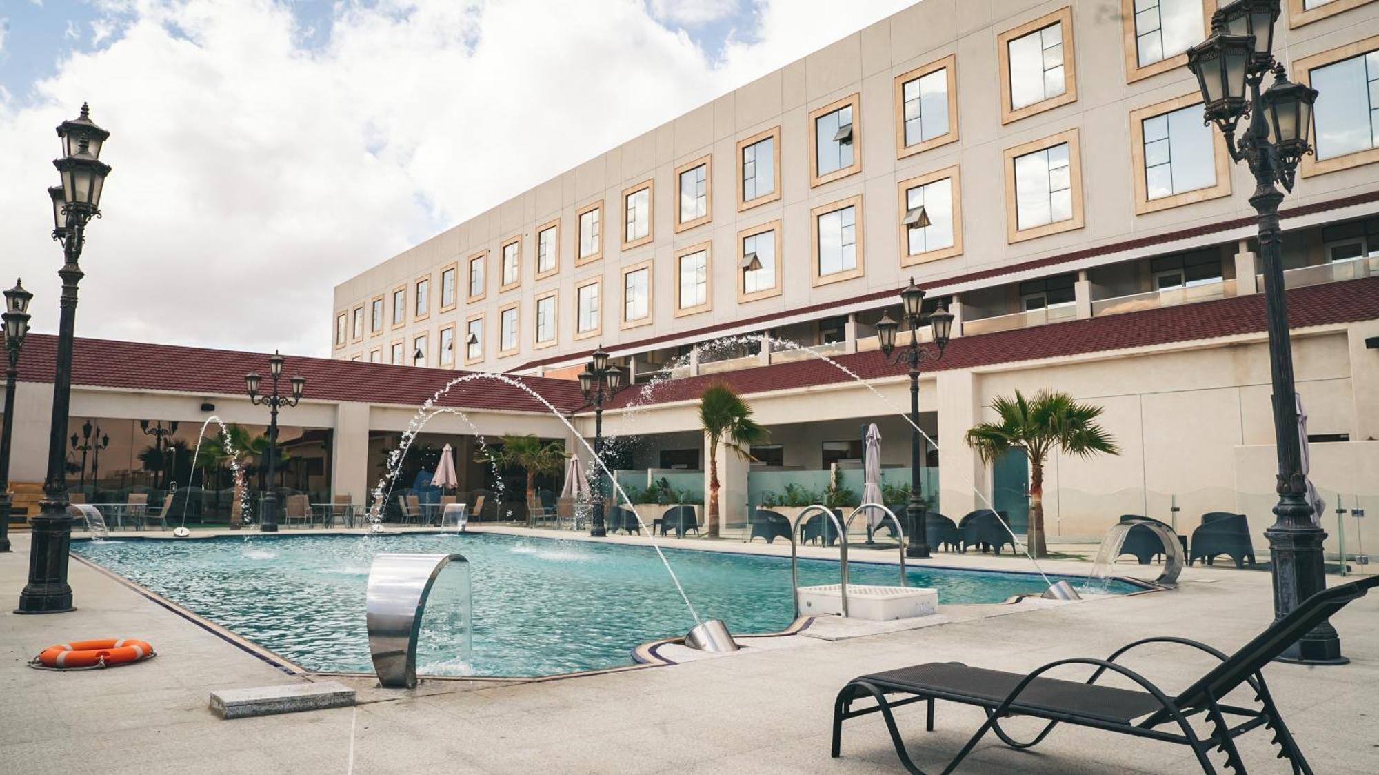 Iridium Hotel Ta'if Bagian luar foto