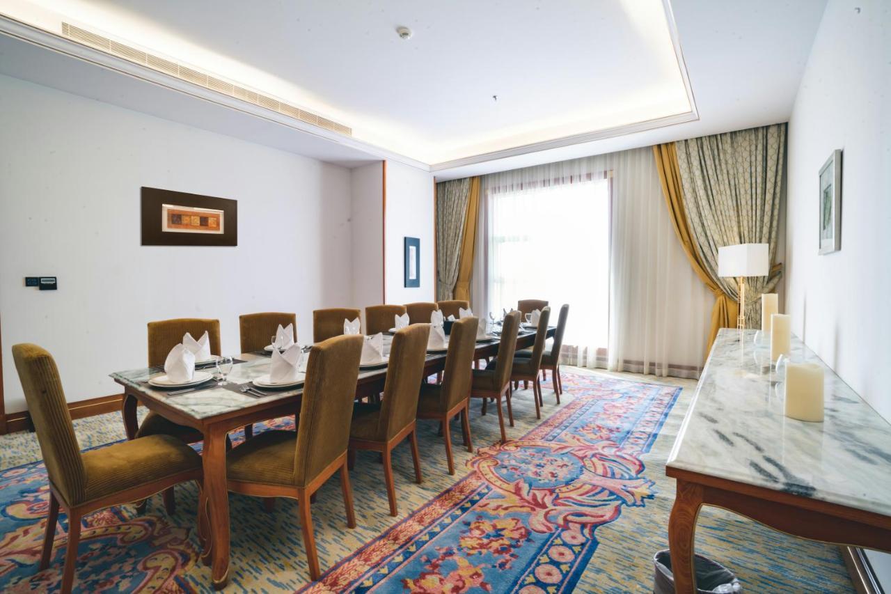 Iridium Hotel Ta'if Bagian luar foto