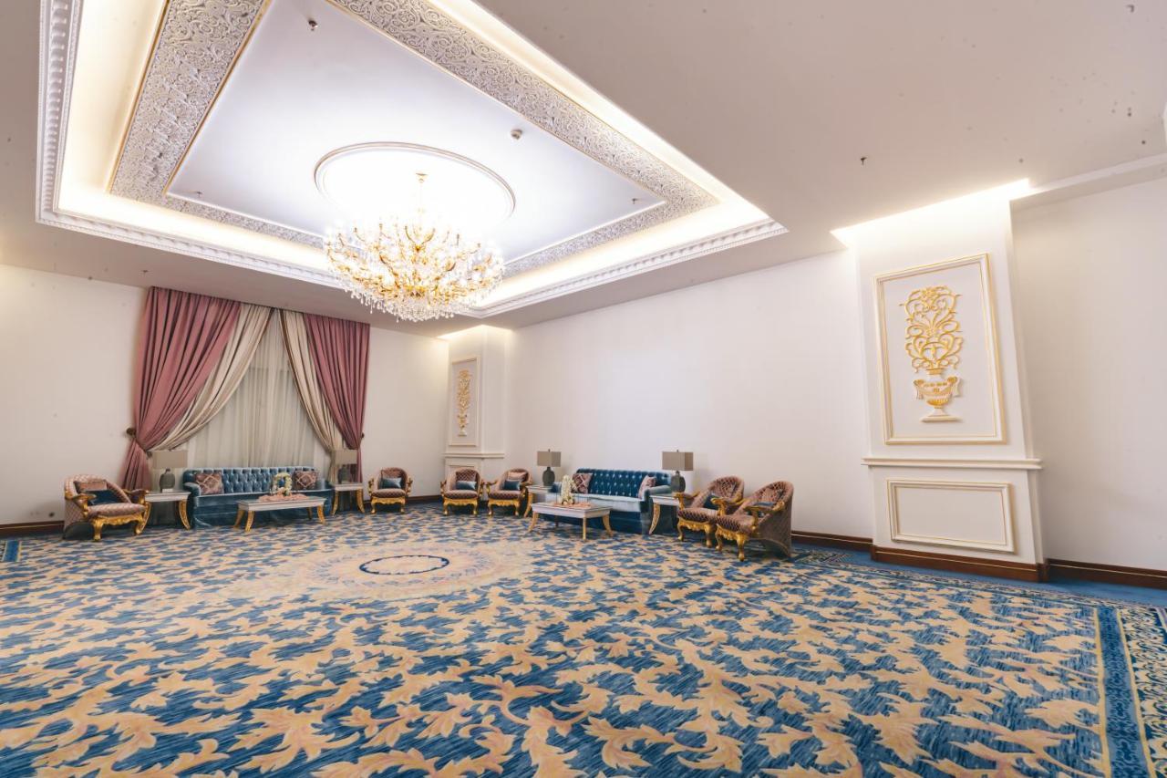 Iridium Hotel Ta'if Bagian luar foto