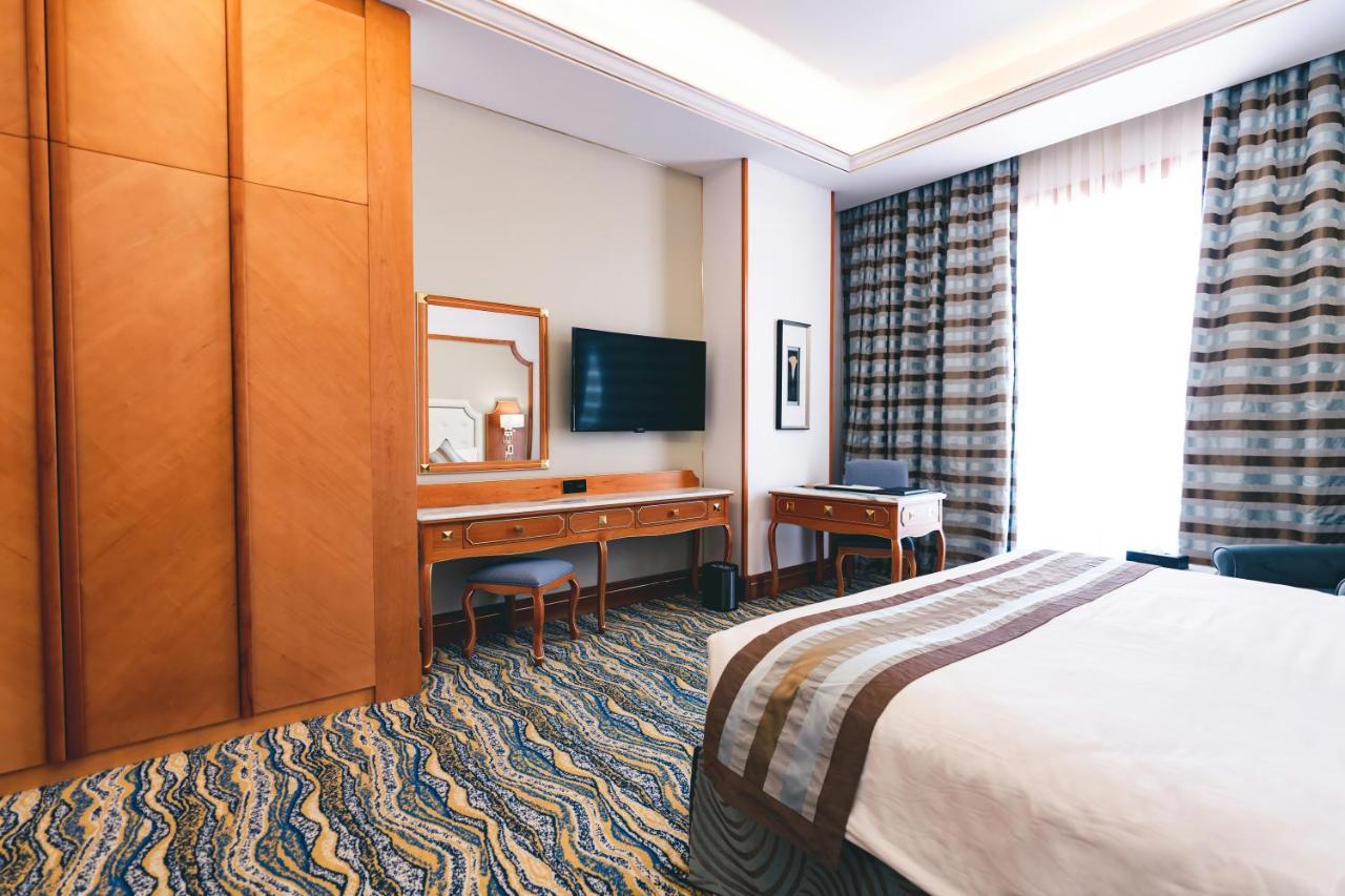 Iridium Hotel Ta'if Bagian luar foto