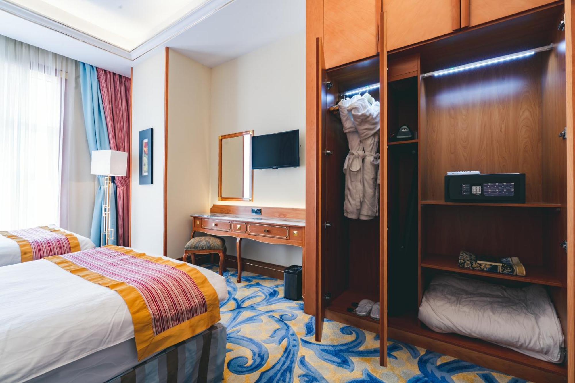 Iridium Hotel Ta'if Bagian luar foto
